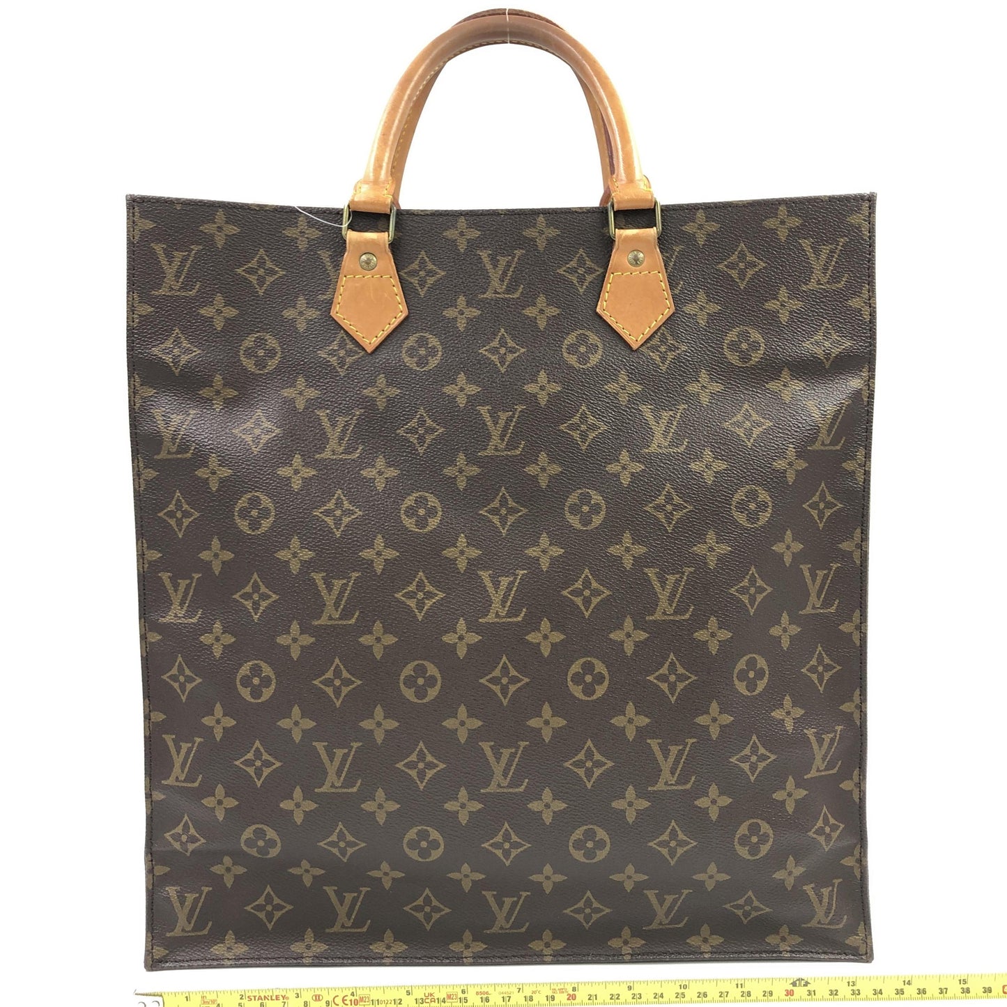 Louis Vuitton Flat bag