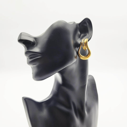 Vintage clip on earrings Nina Ricci