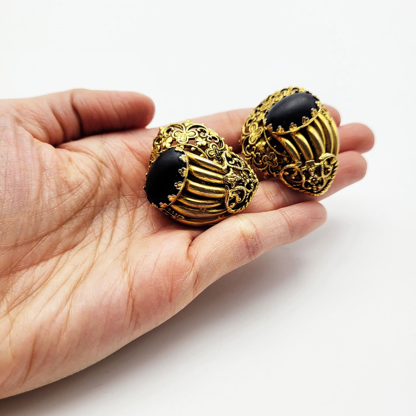 Vintage clip earrings Taratata