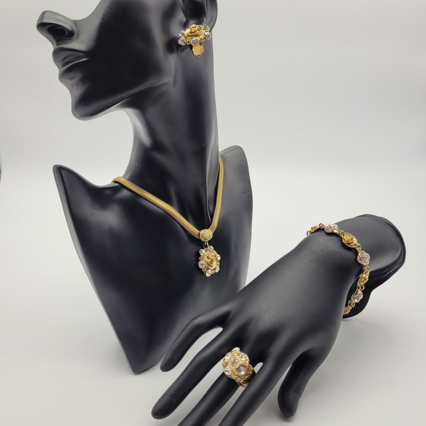 Vintage flower jewelry set Chorange