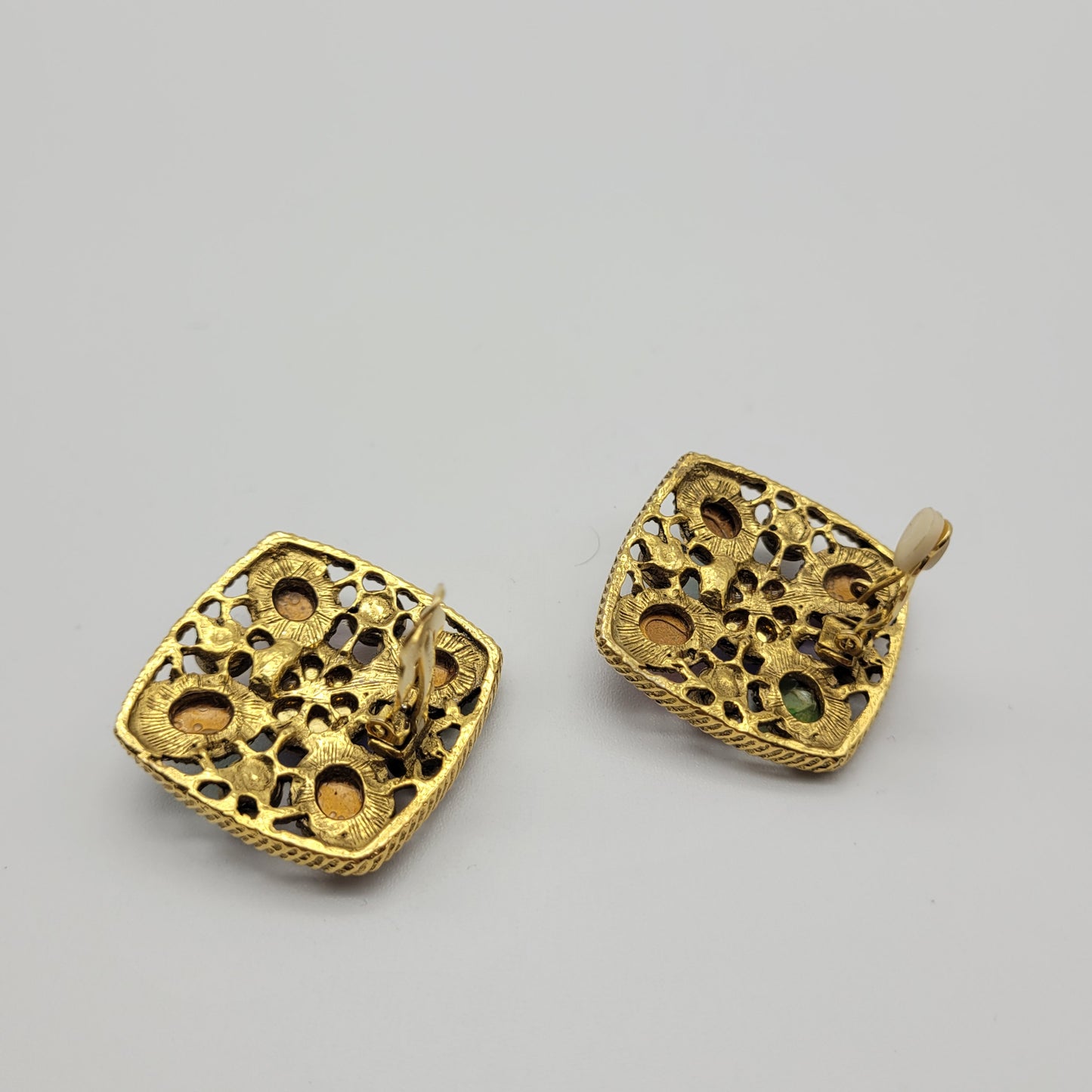 Vintage clip on earrings Stern