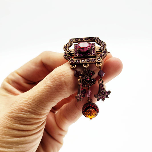 Vintage couture pink brooch Satellite