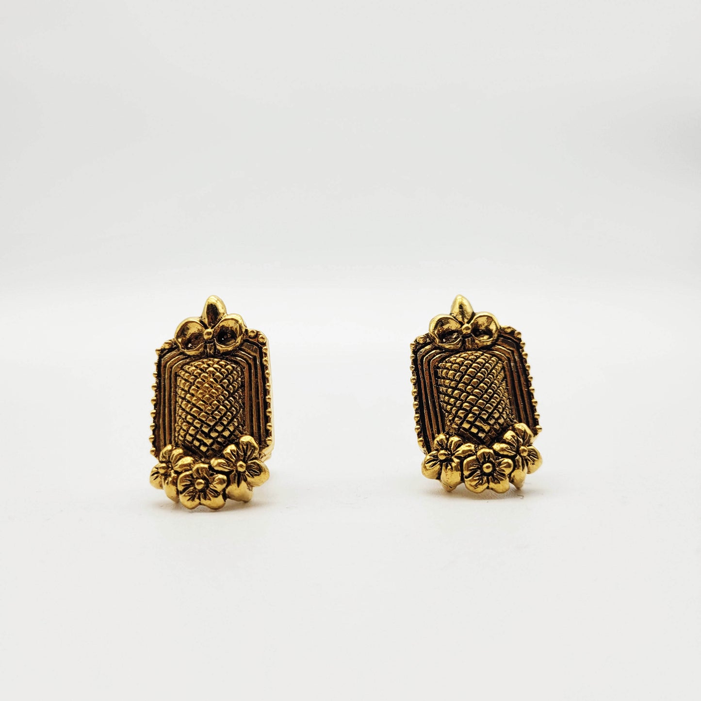 Vintage clip on earrings
