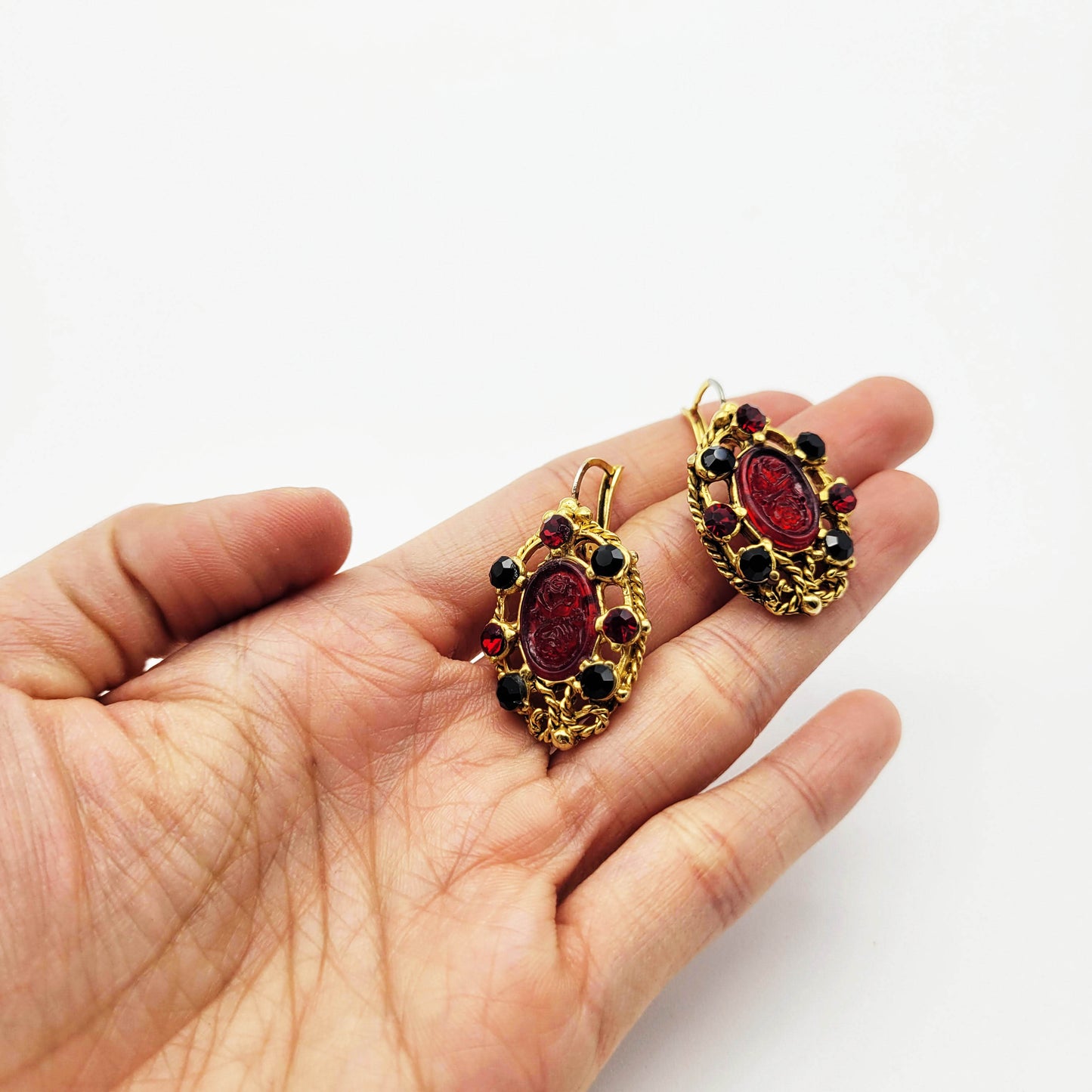 Vintage red oval earrings
