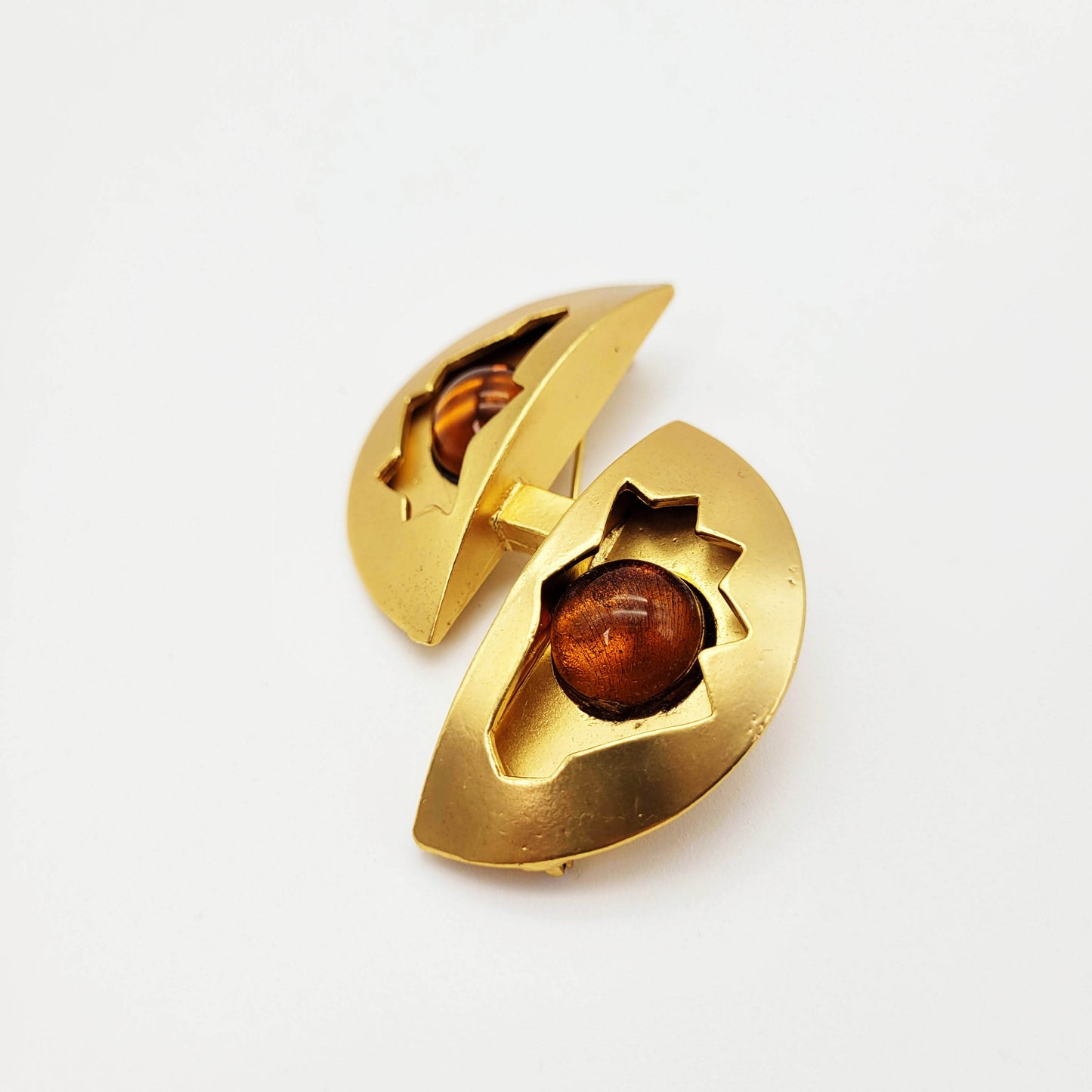 Vintage brooch Dolce Vita