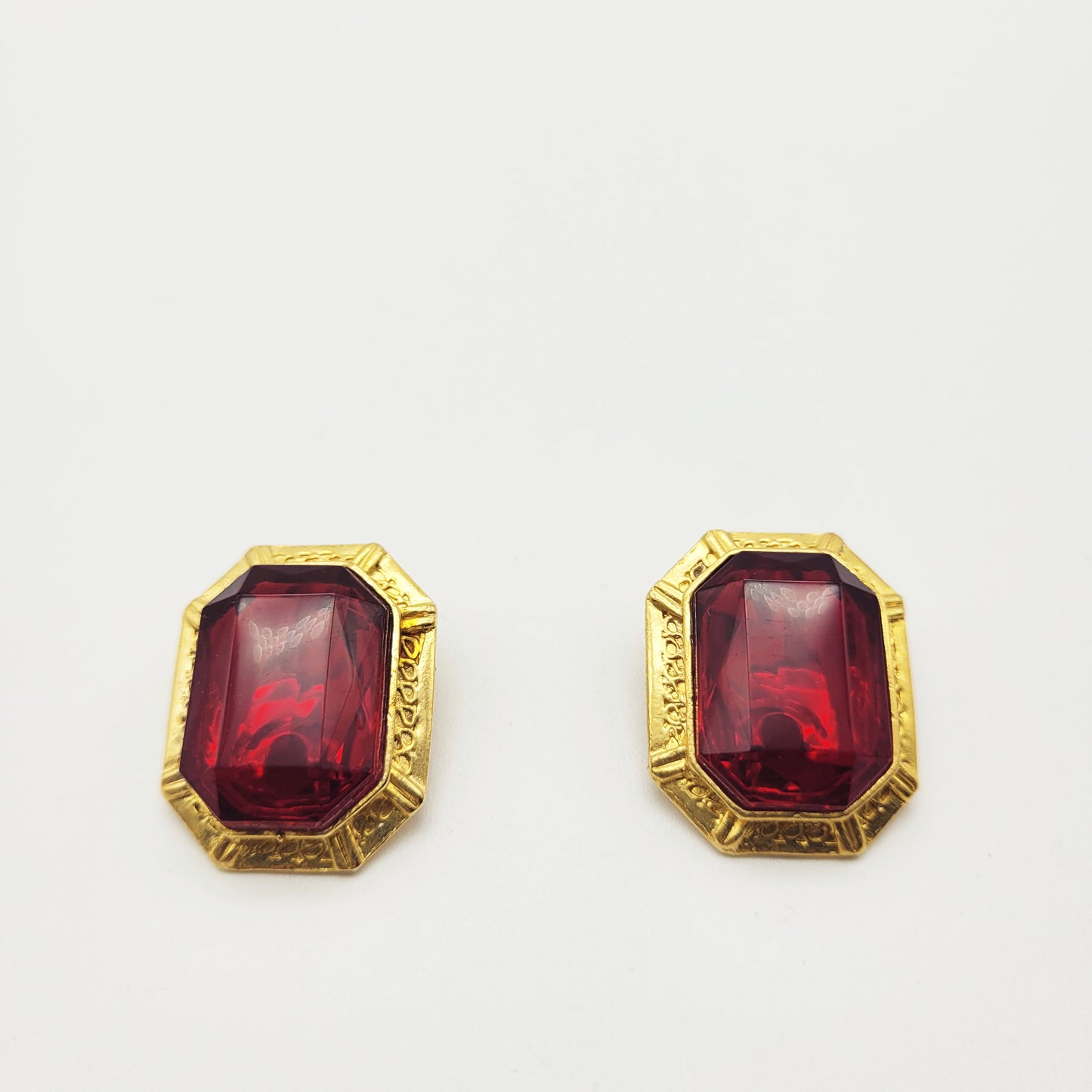 Vintage red clip on earrings