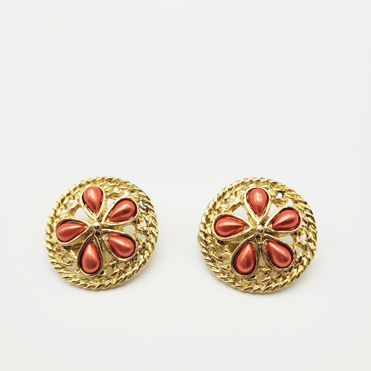 Vintage flower earrings