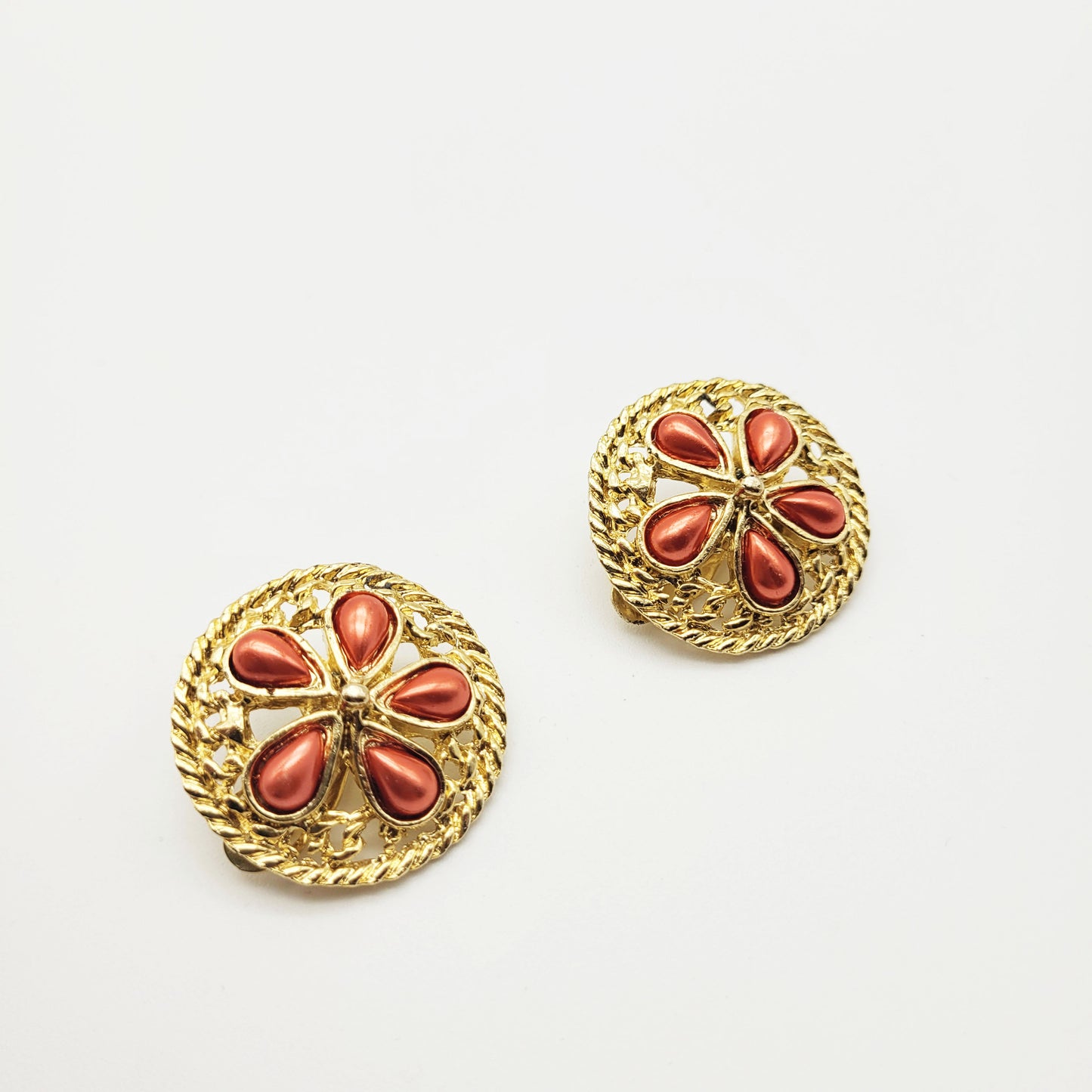 Vintage flower earrings
