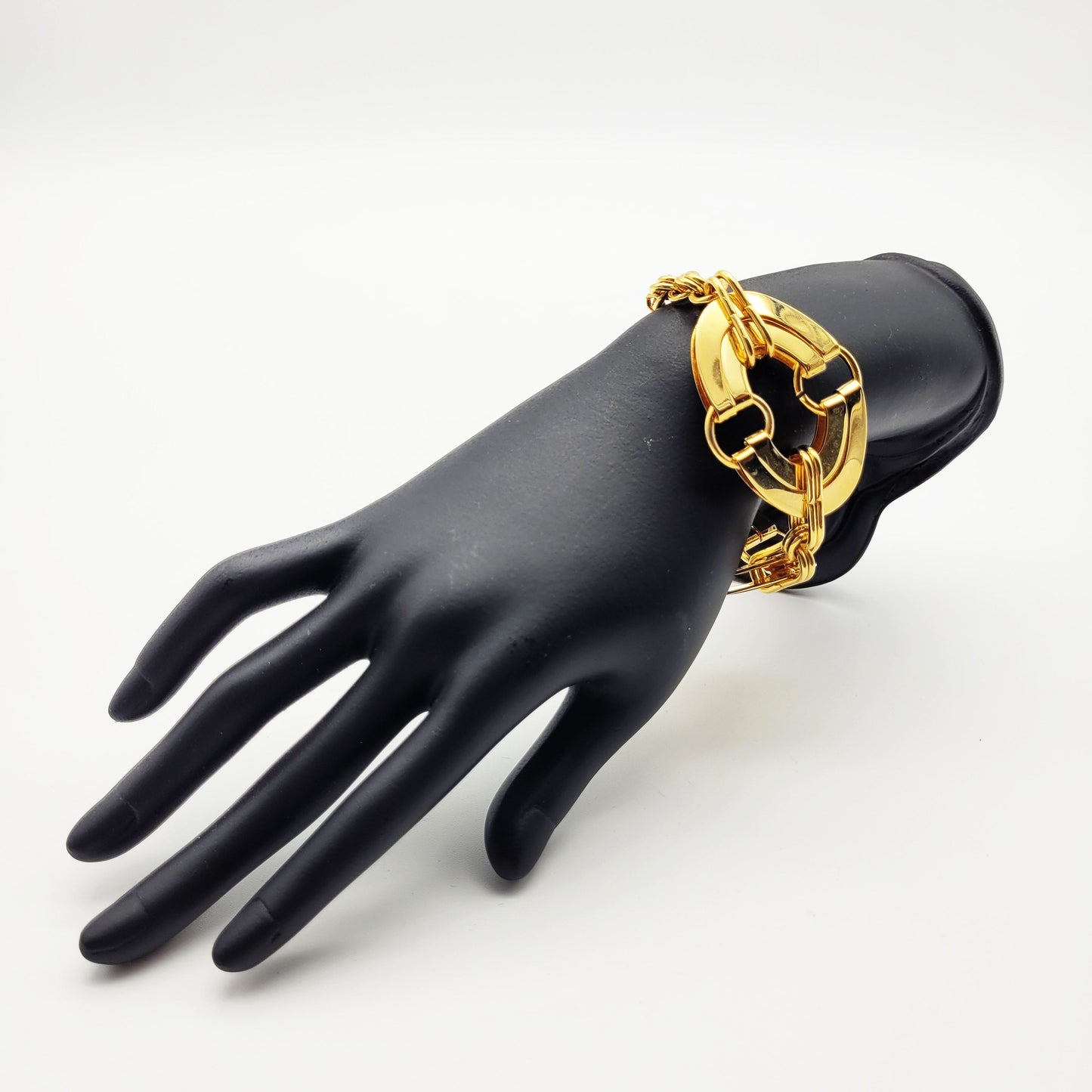 Vintage goldtone bracelet
