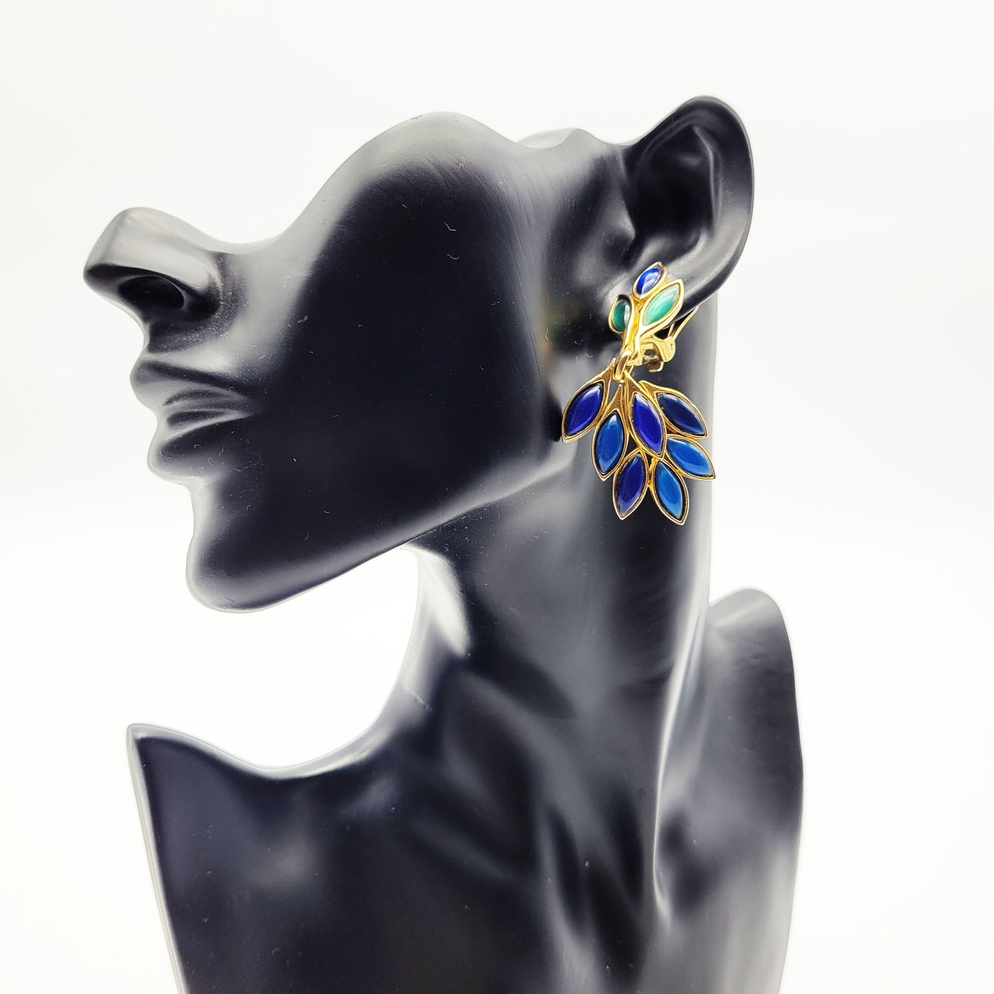 Vintage dangle earrings Orena