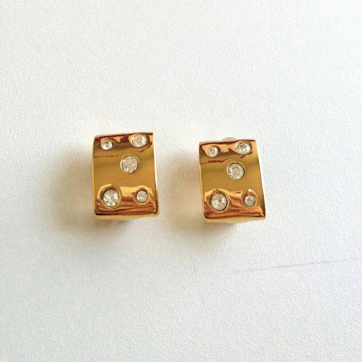 Vintage Yves Saint Laurent clip Earrings - Secondista