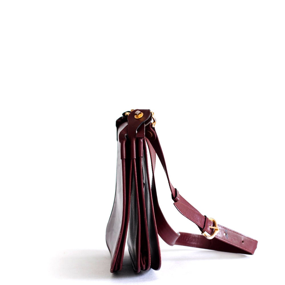 Vintage Le Must de Cartier burgundy Crossbody Bag - Secondista