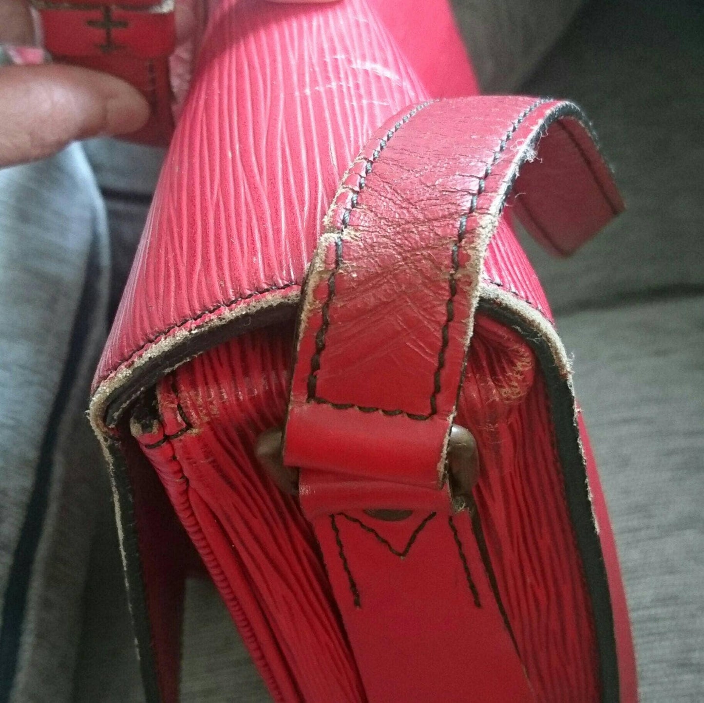 Vintage Louis Vuitton Castilian Red epi Cartouchiere MM Crossbody Bag - Secondista