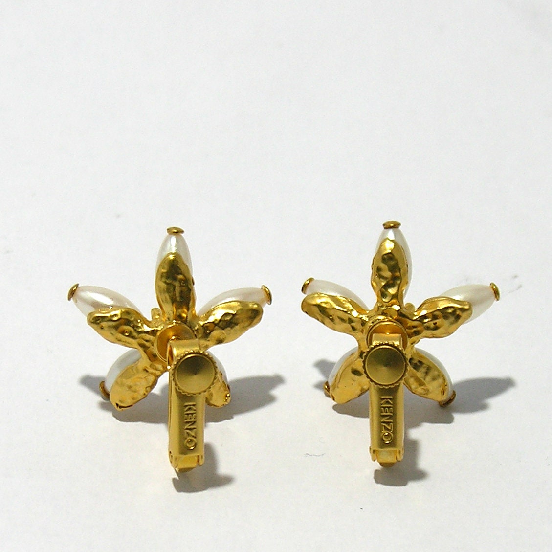 Vintage Kenzo flower Earrings - Secondista