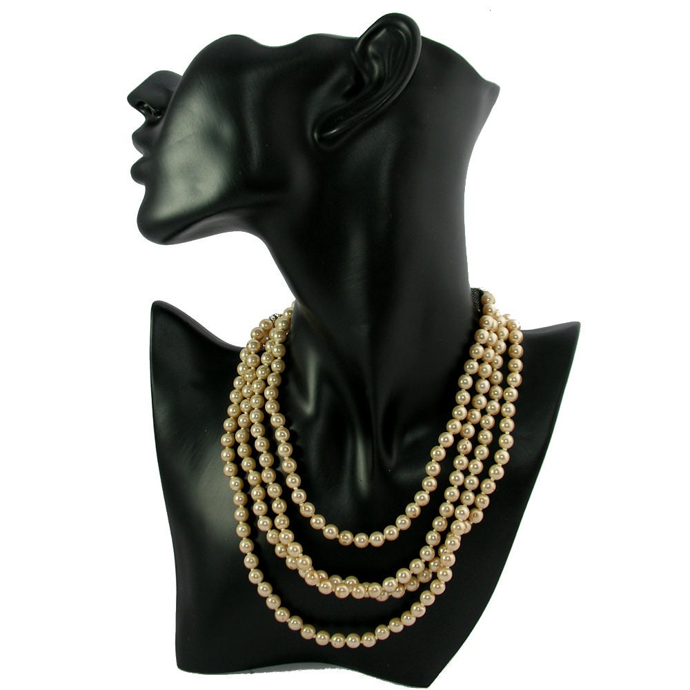Vintage Christian Dior pearl Necklace - Secondista