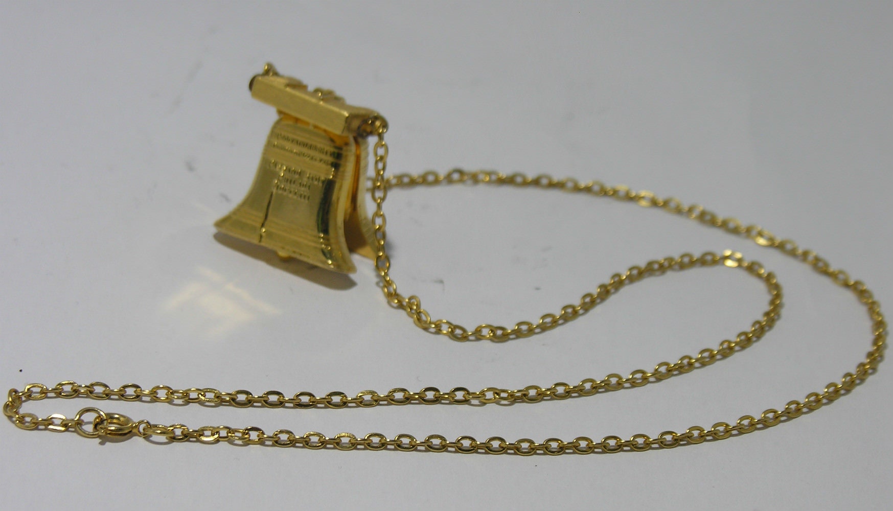 Vintage Unusual Necklace with bell Pendant - Secondista