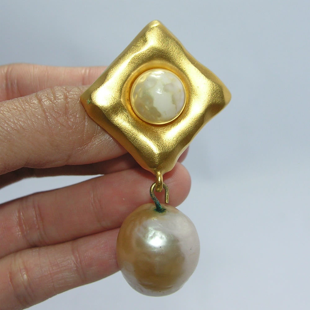 Vintage Karl Lagerfeld Pearl Jewelry Set - Secondista