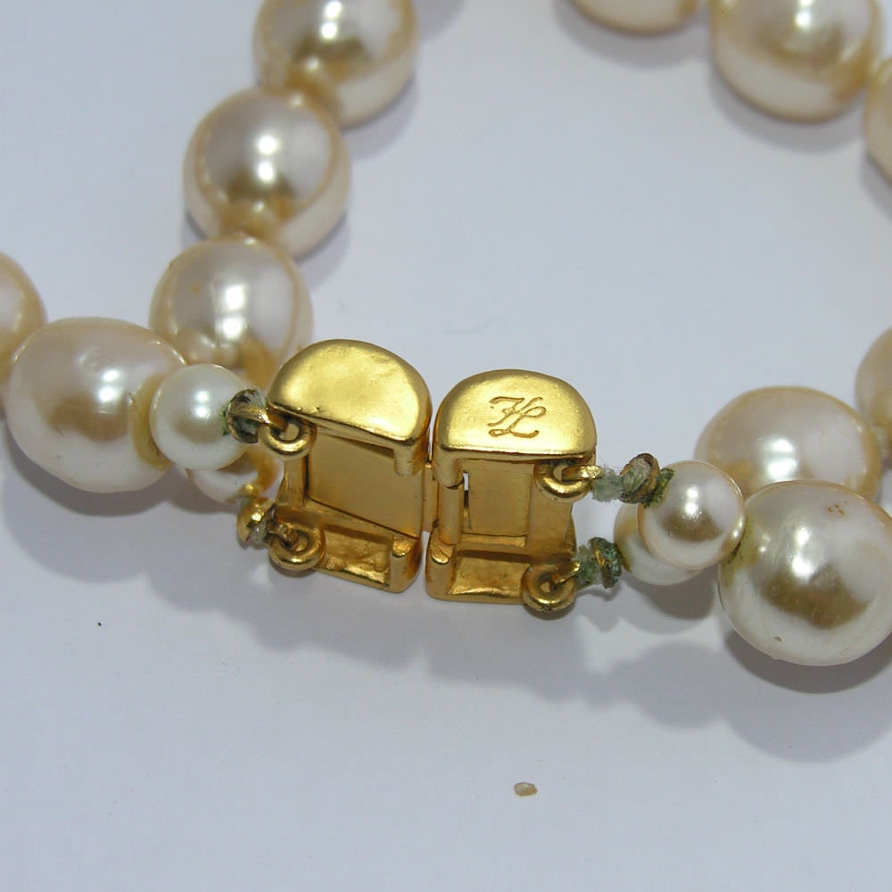 Vintage Karl Lagerfeld Pearl Jewelry Set - Secondista