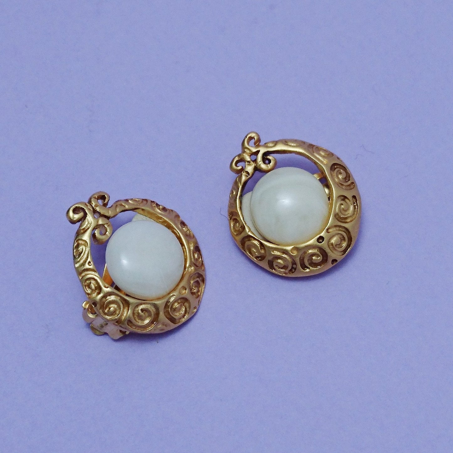 Vintage Givenchy Earrings with stones - Secondista
