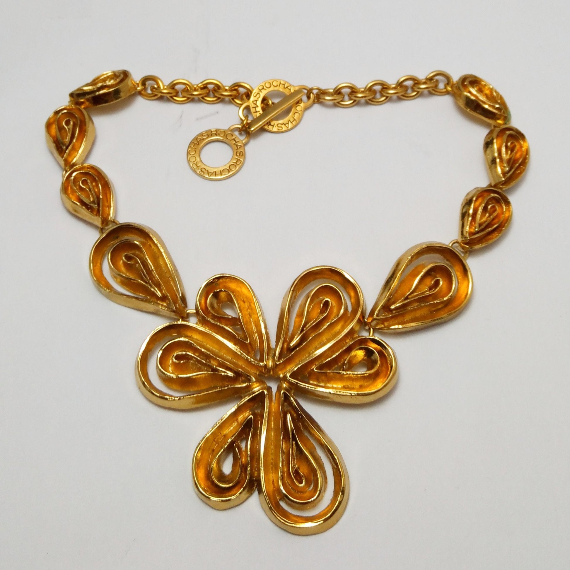 Vintage Rochas Goldtone flower Necklace - Secondista
