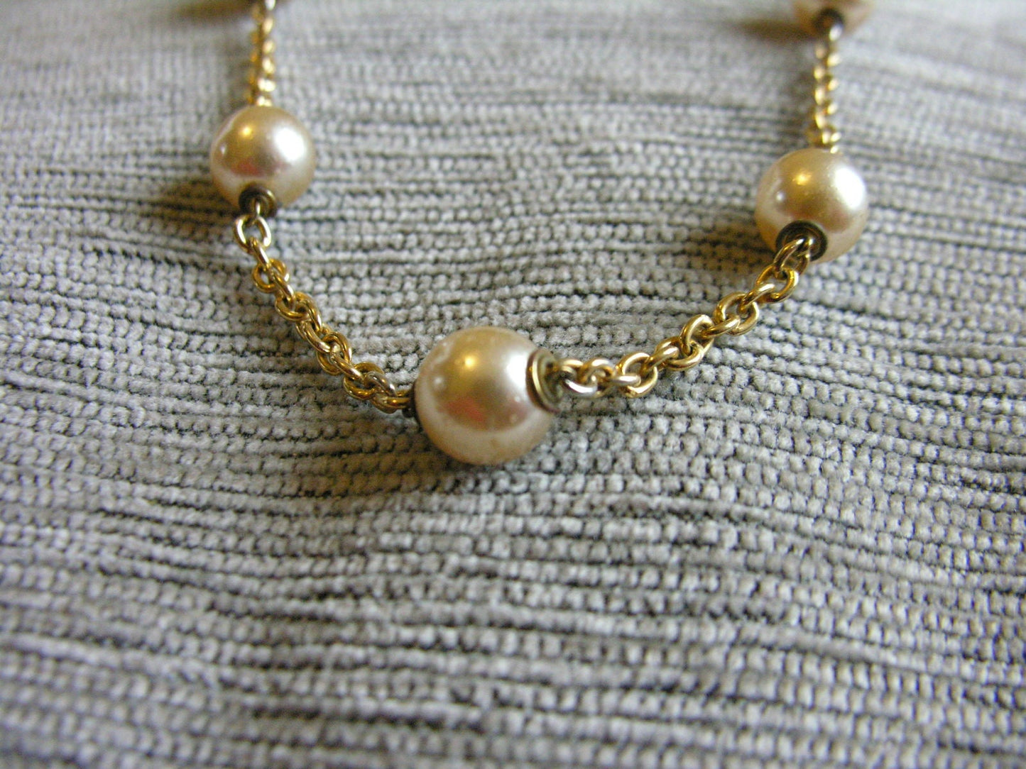 Vintage Céline faux pearl Goldtone Necklace - Secondista