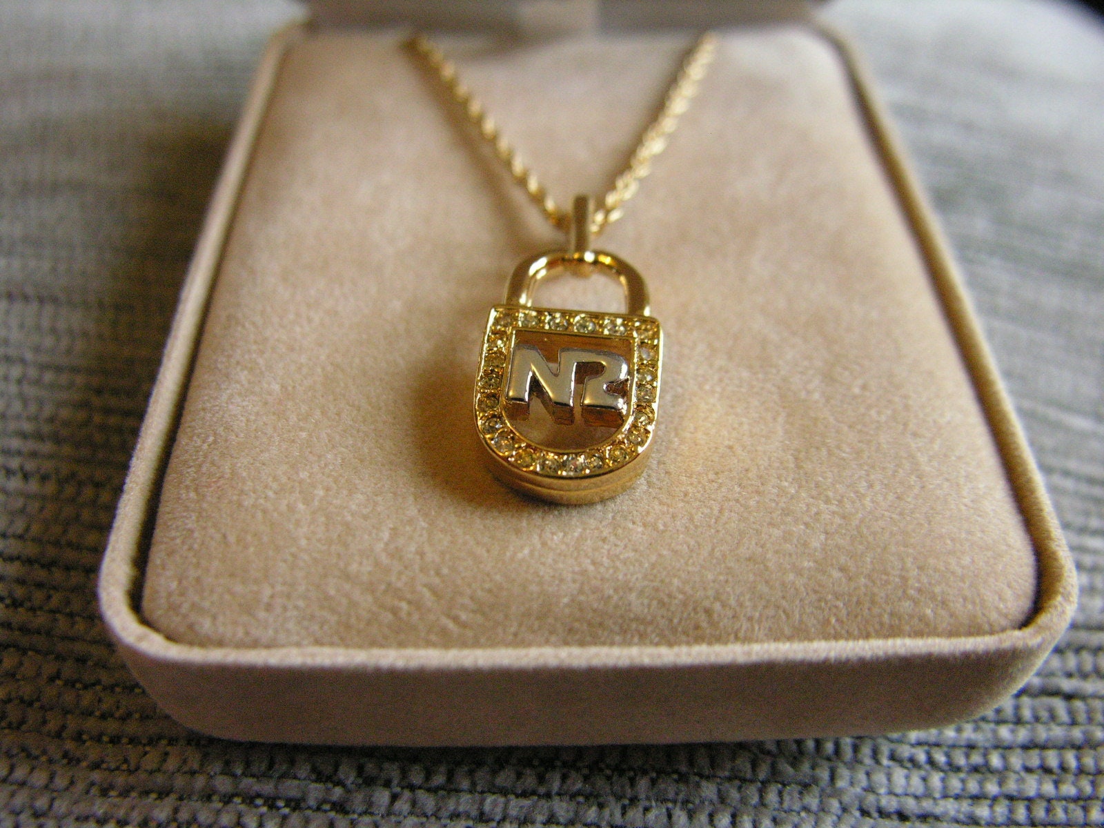 Vintage Nina Ricci Gold tone Necklace - Secondista