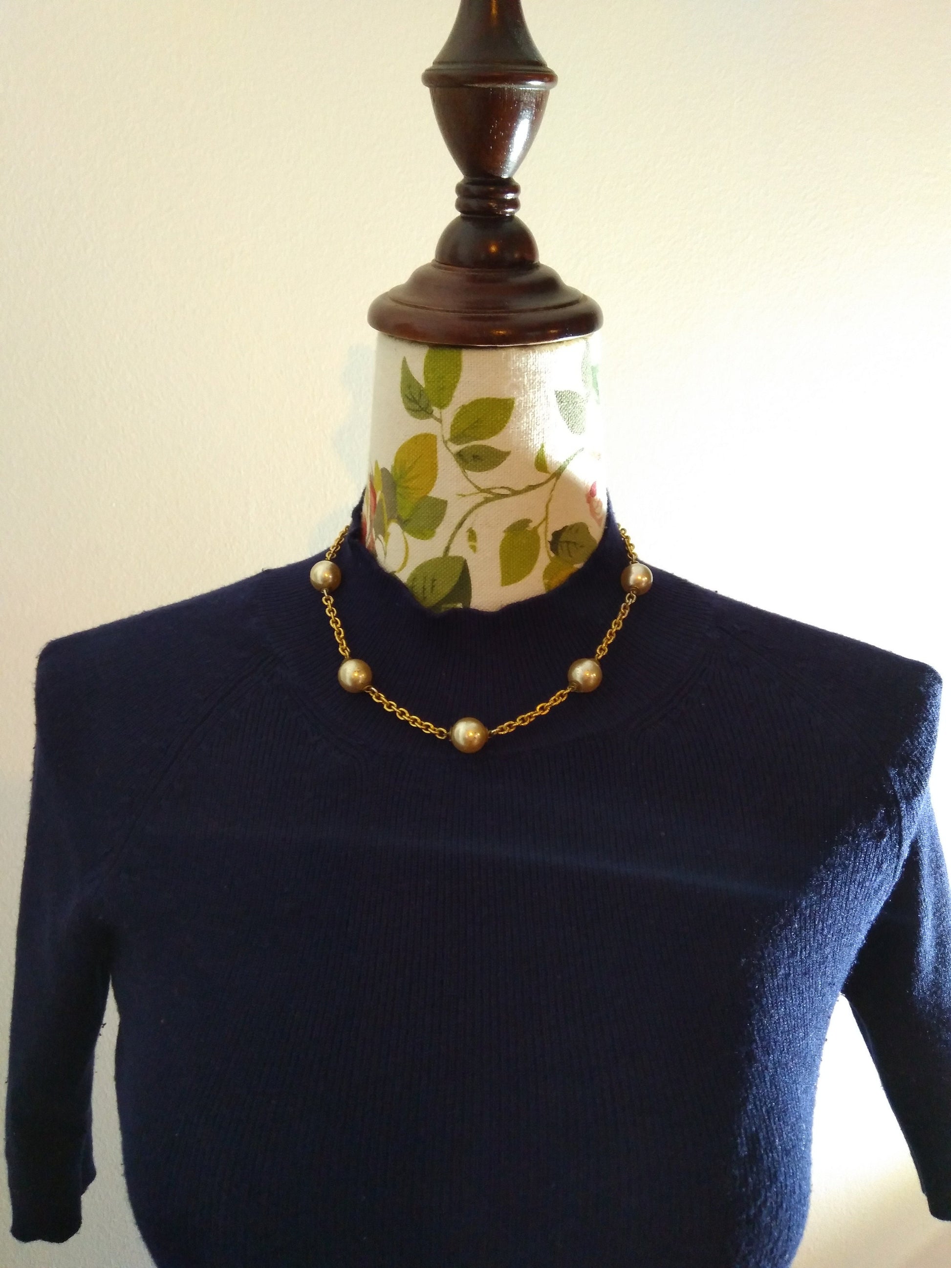 Vintage Céline faux pearl Goldtone Necklace - Secondista