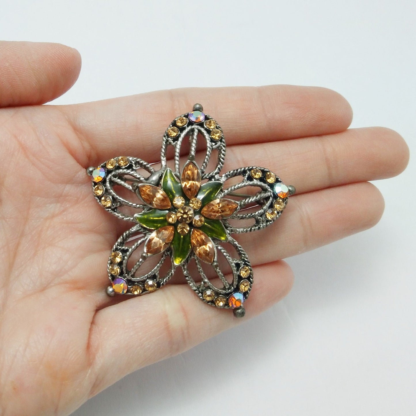 Vintage French flower Brooch Costume jewelry - Secondista