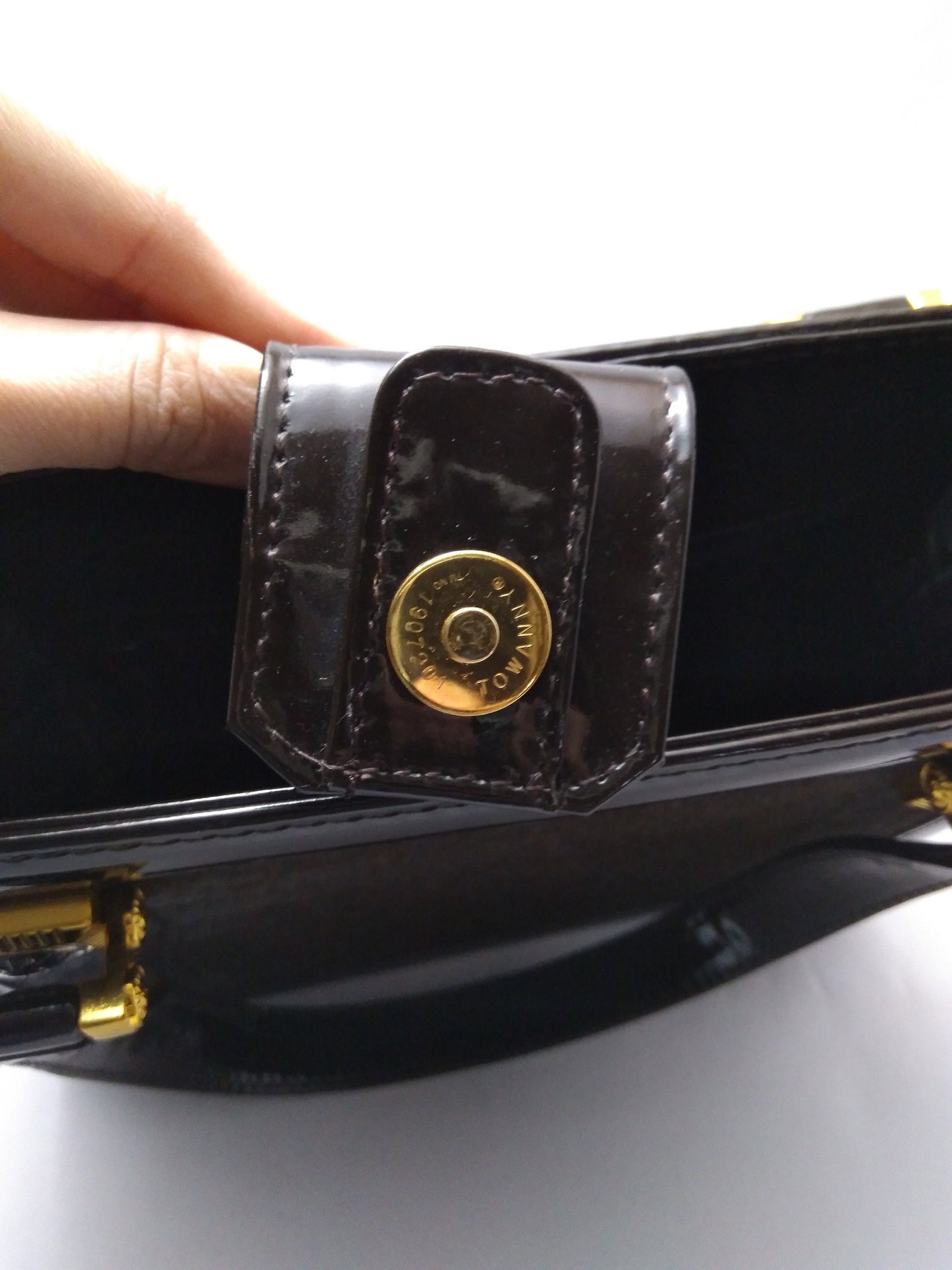 Vintage Versace brown patent handBag - Secondista
