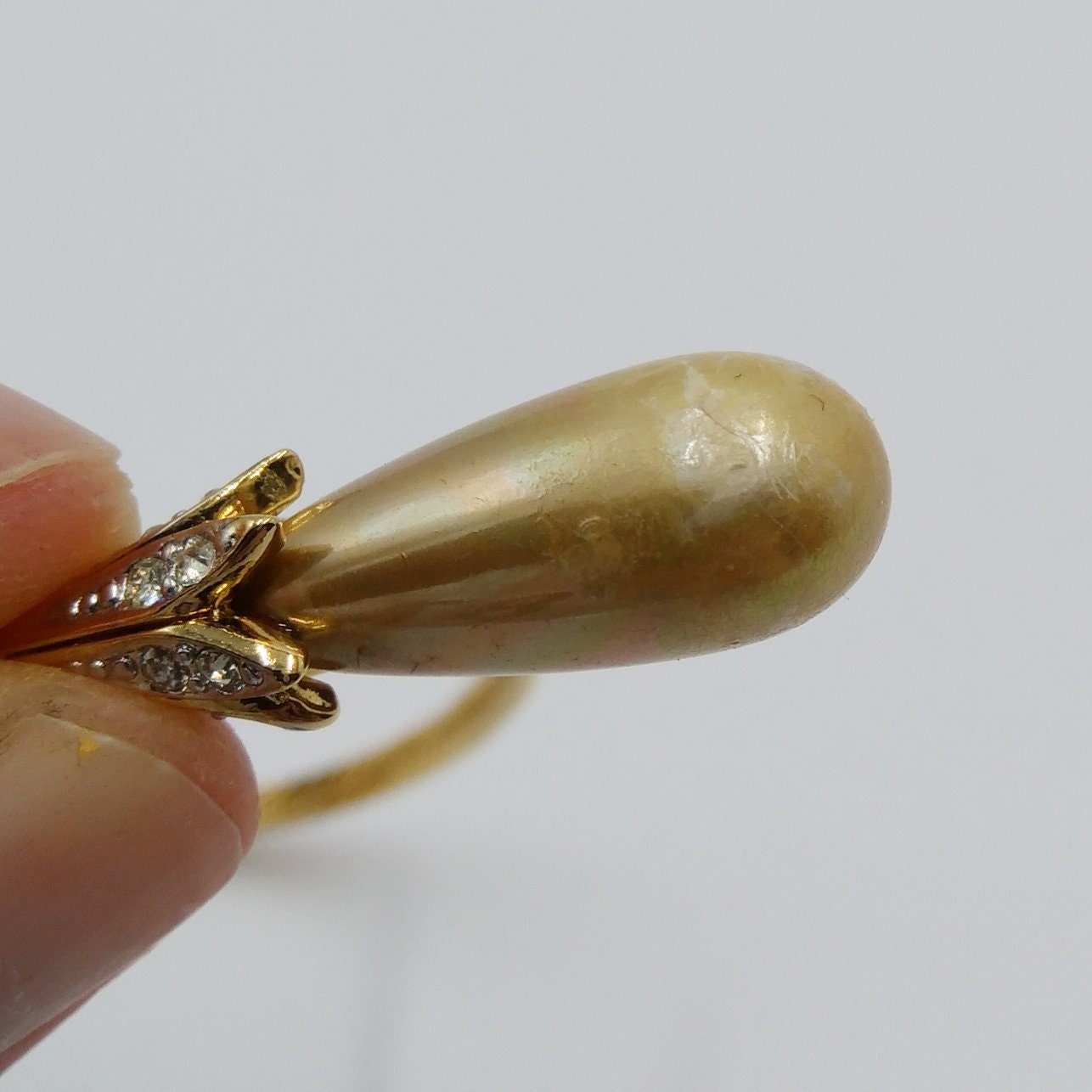 Vintage Nina Ricci tear drop Pendant Necklace - Secondista