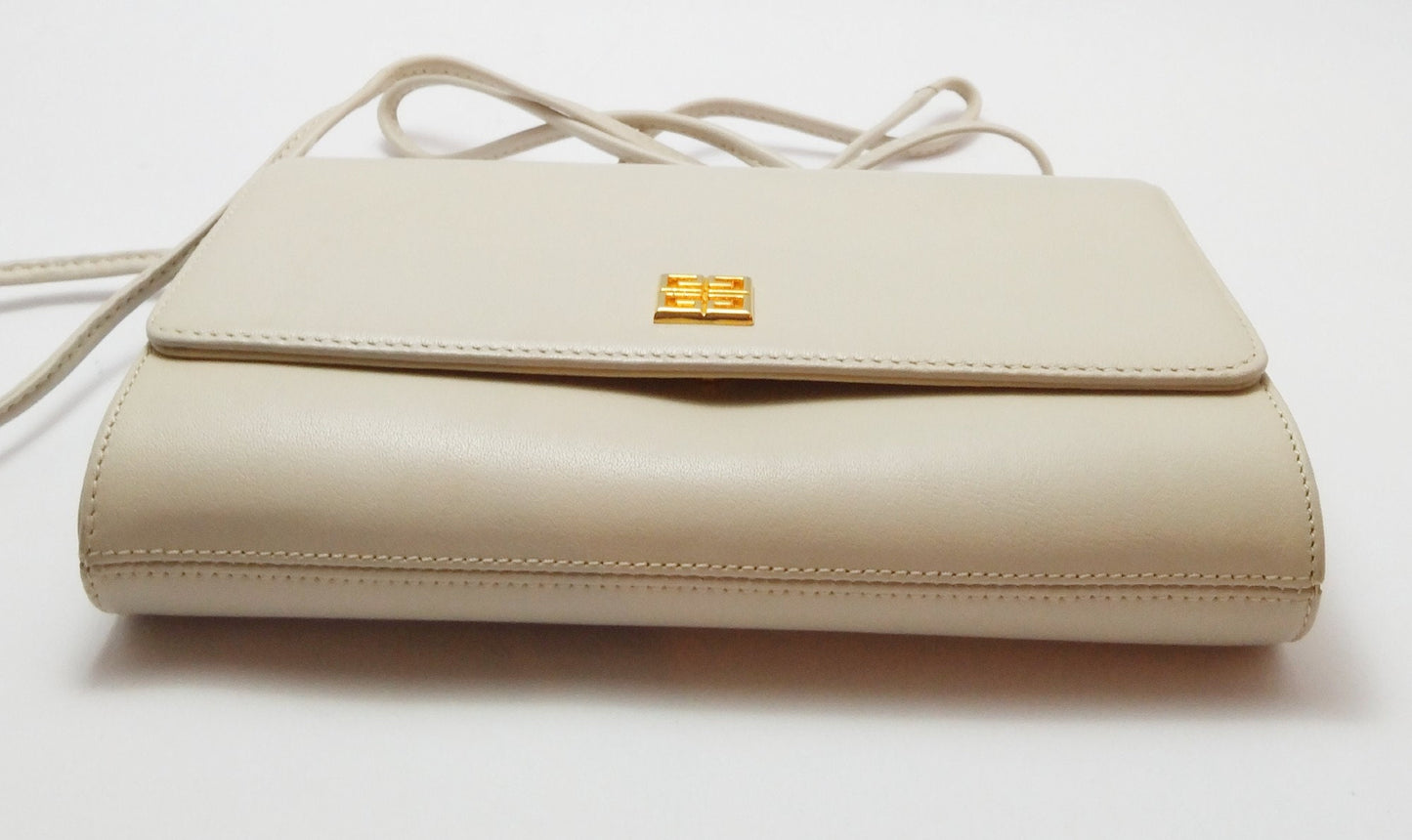 Vintage Givenchy beige mini Crossbody Bag - Secondista