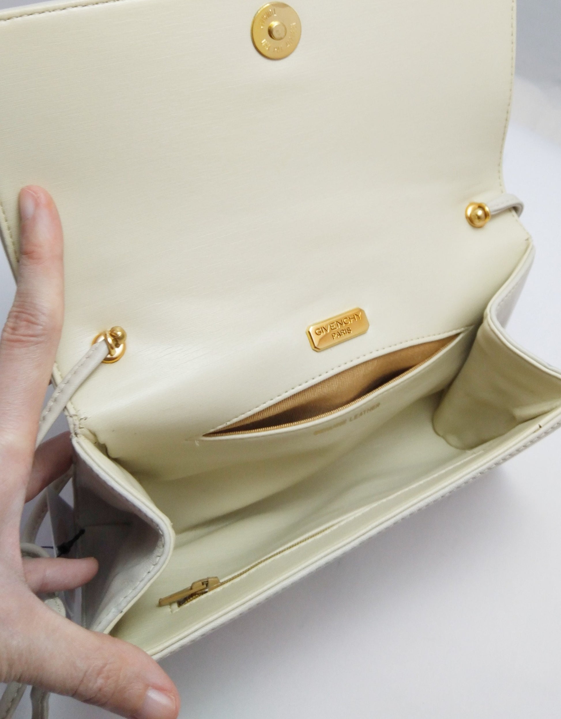 Vintage Givenchy beige mini Crossbody Bag - Secondista