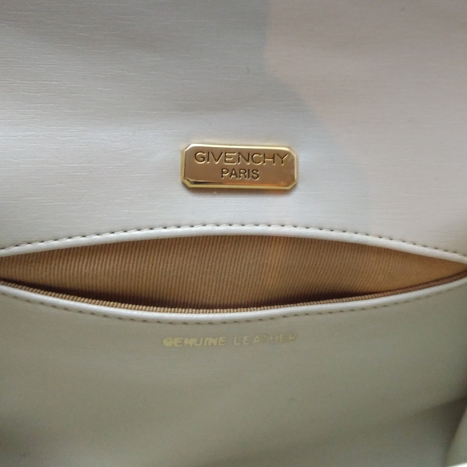 Vintage Givenchy beige mini Crossbody Bag - Secondista