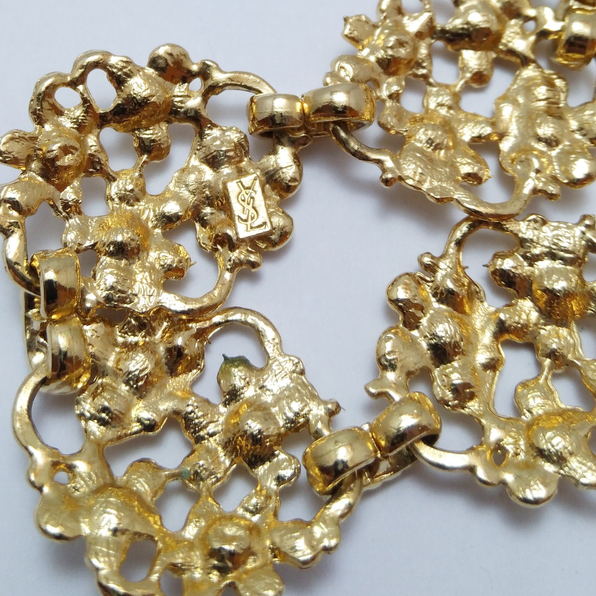 Vintage Yves Saint Laurent flower motif Necklace - Secondista
