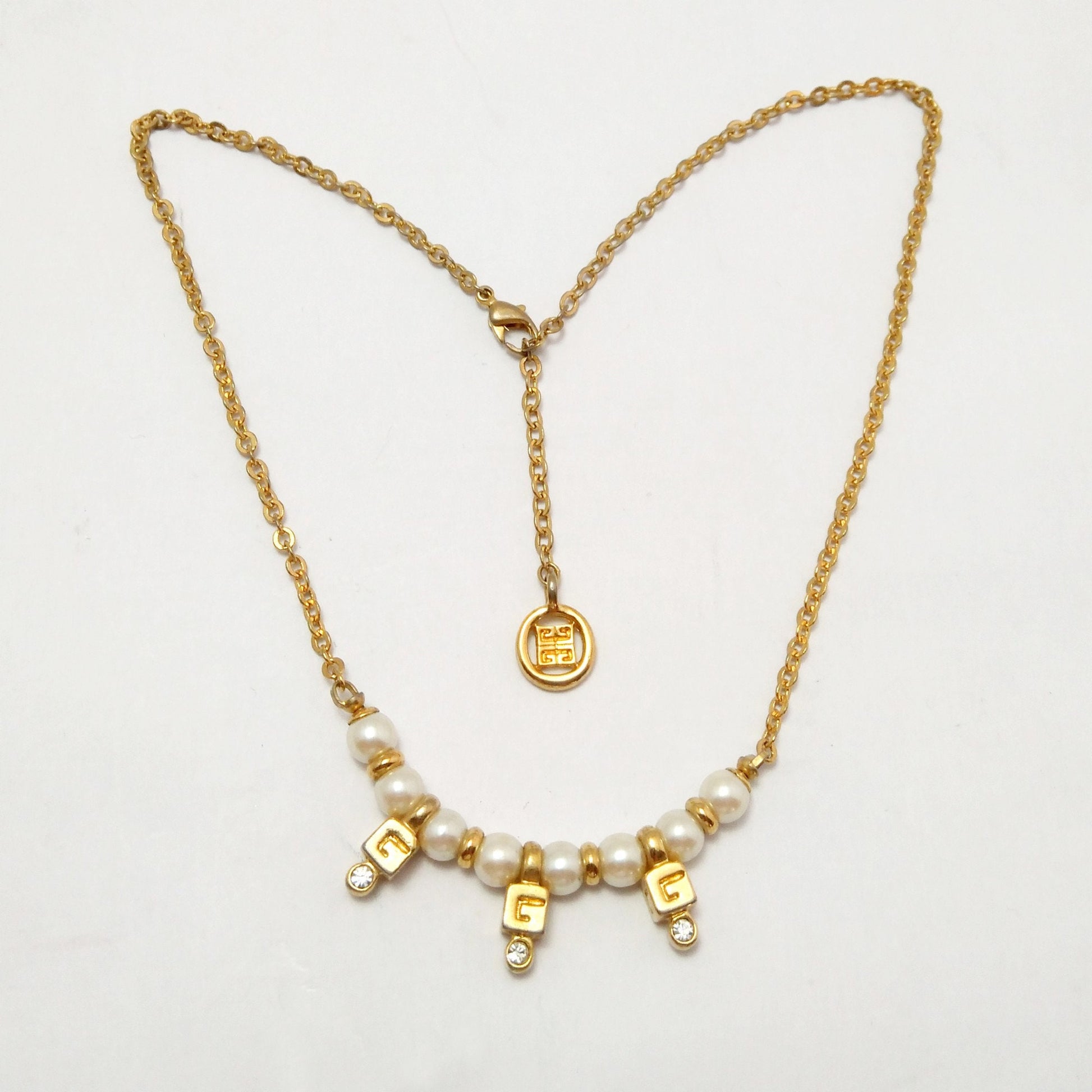 Vintage Givenchy pearl Necklace - Secondista