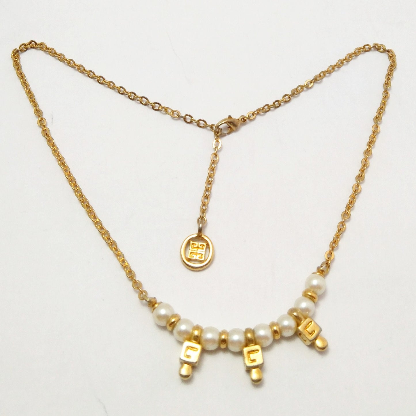 Vintage Givenchy pearl Necklace - Secondista