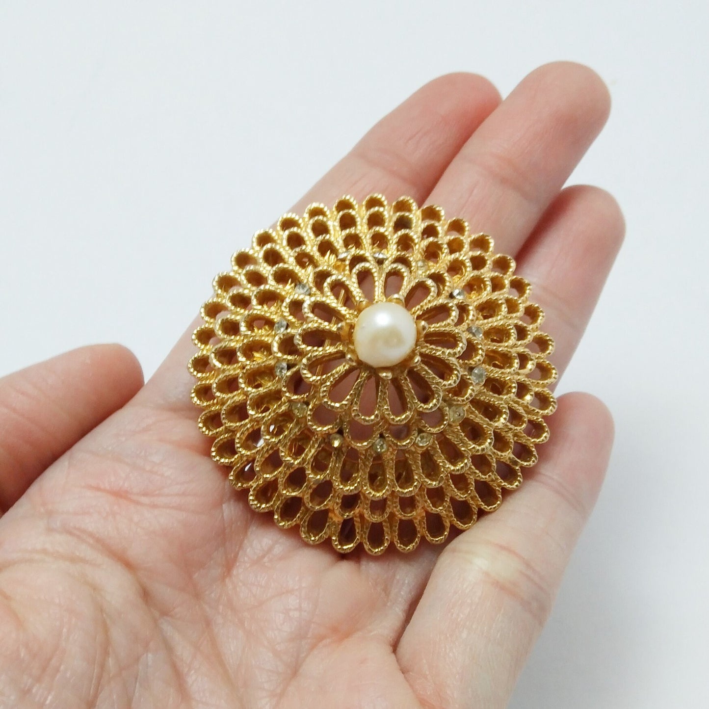 Vintage French Brooch costume jewelry - Secondista