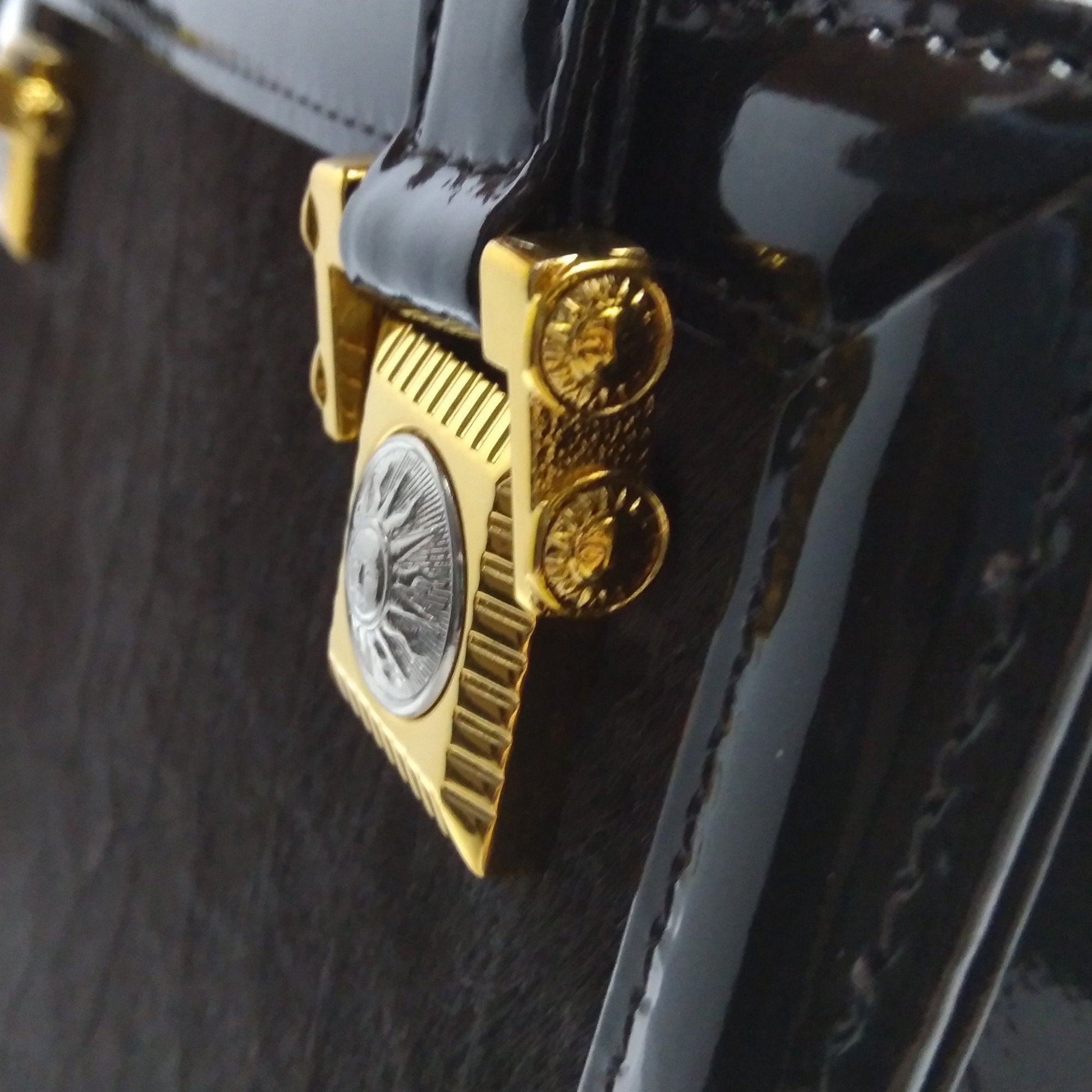 Vintage Versace brown patent handBag - Secondista