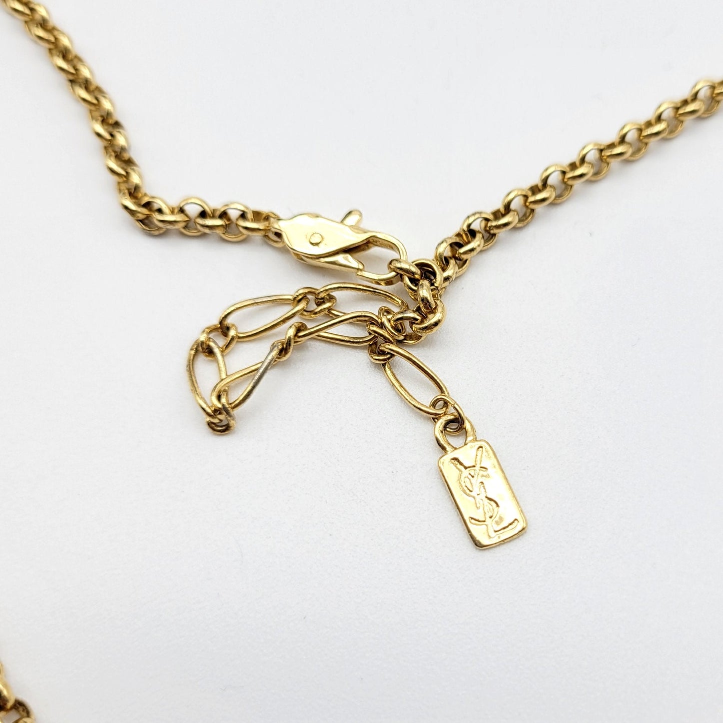 Vintage Yves Saint Laurent flower motif Pendant Necklace - Secondista
