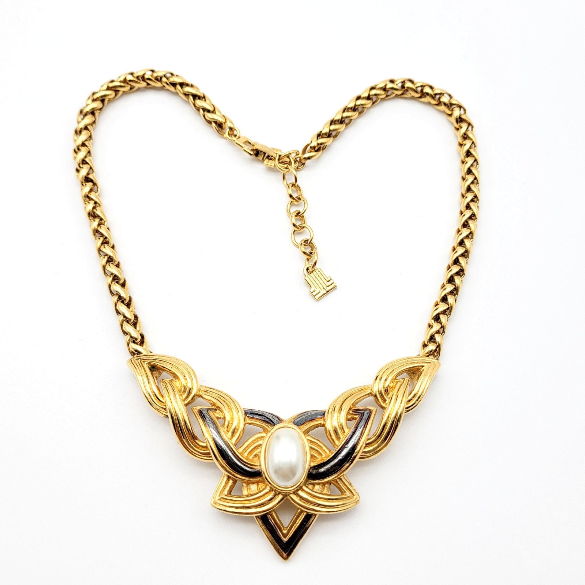 Vintage Lanvin chunky Goldtone Necklace - Secondista
