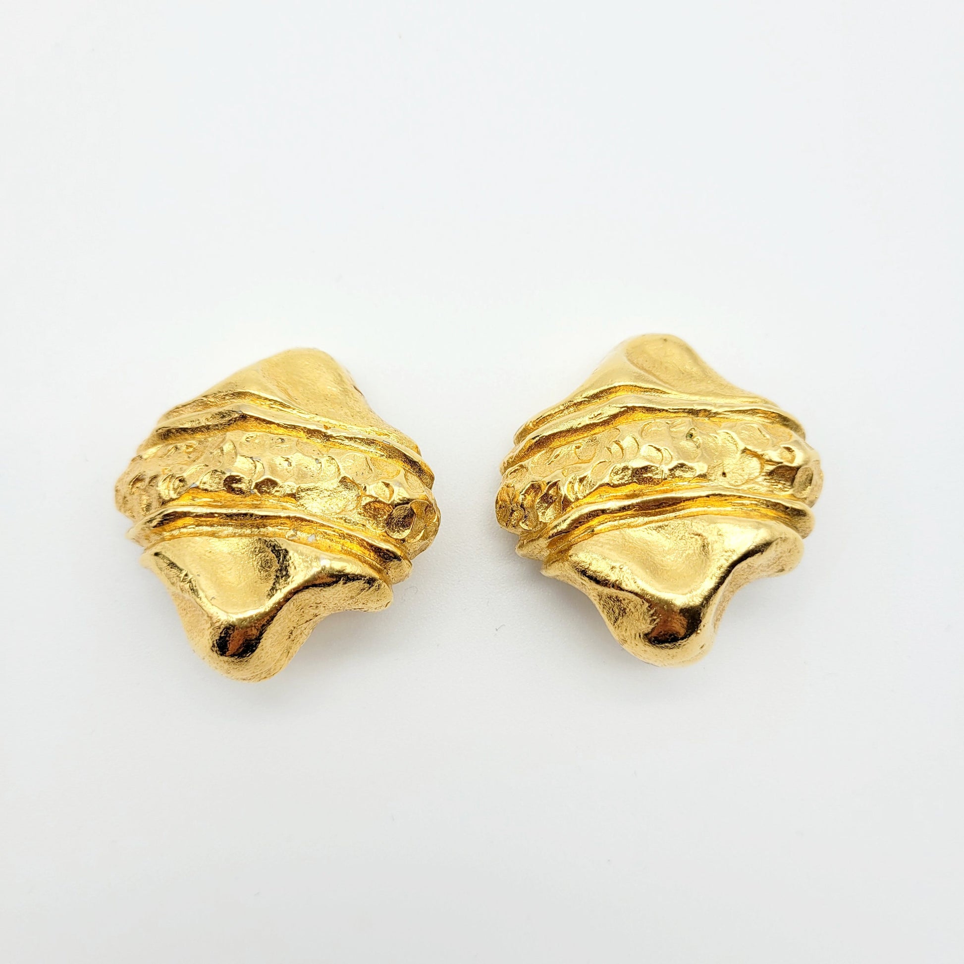 Vintage Jacky De G Goldtone Earrings - Secondista