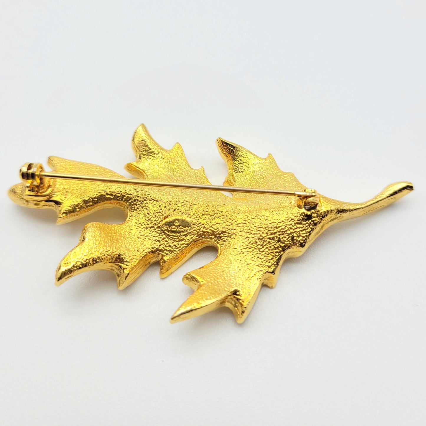 Vintage Givenchy leave motif Brooch - Secondista