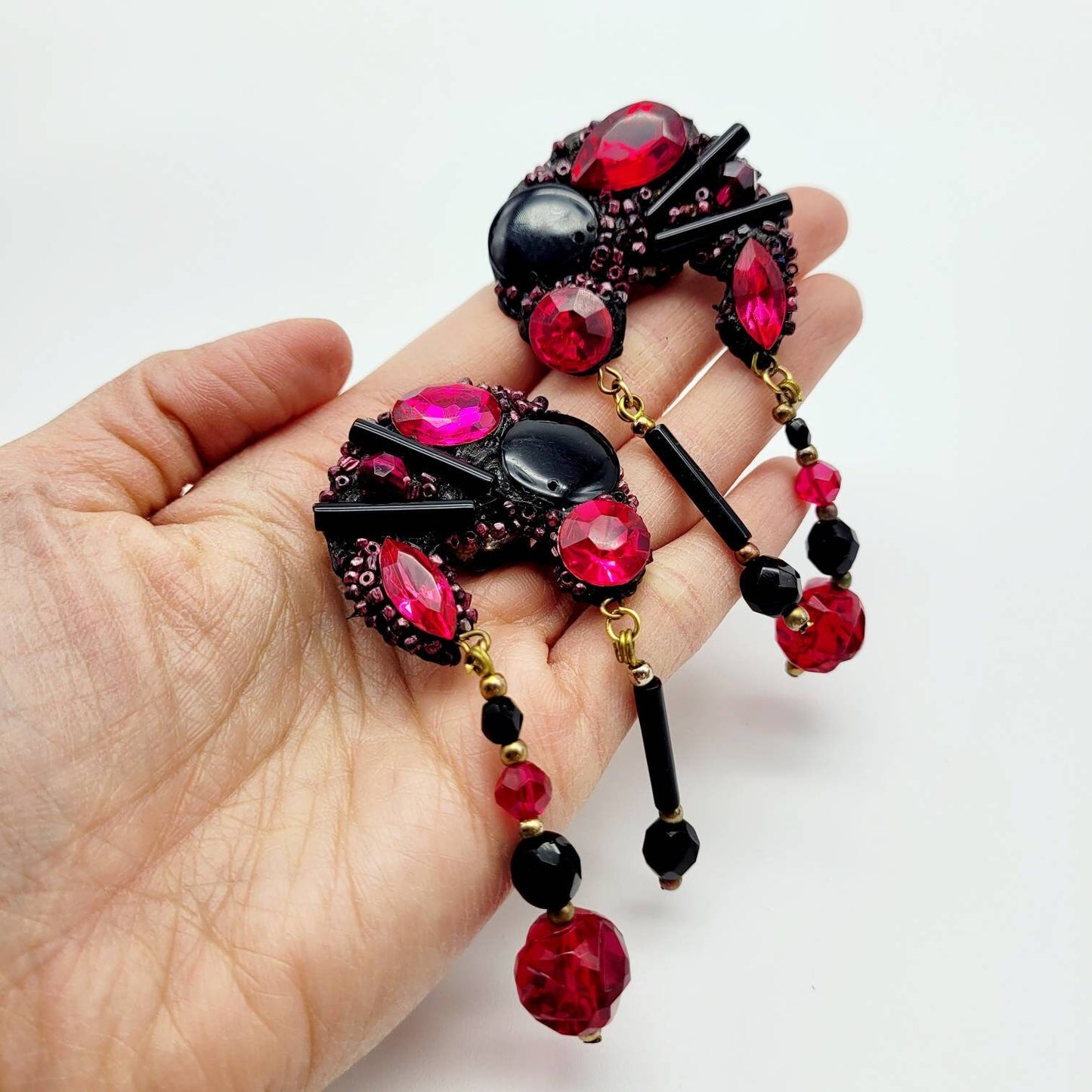 Vintage unsigned Jacky De G dangle Earrings - Secondista