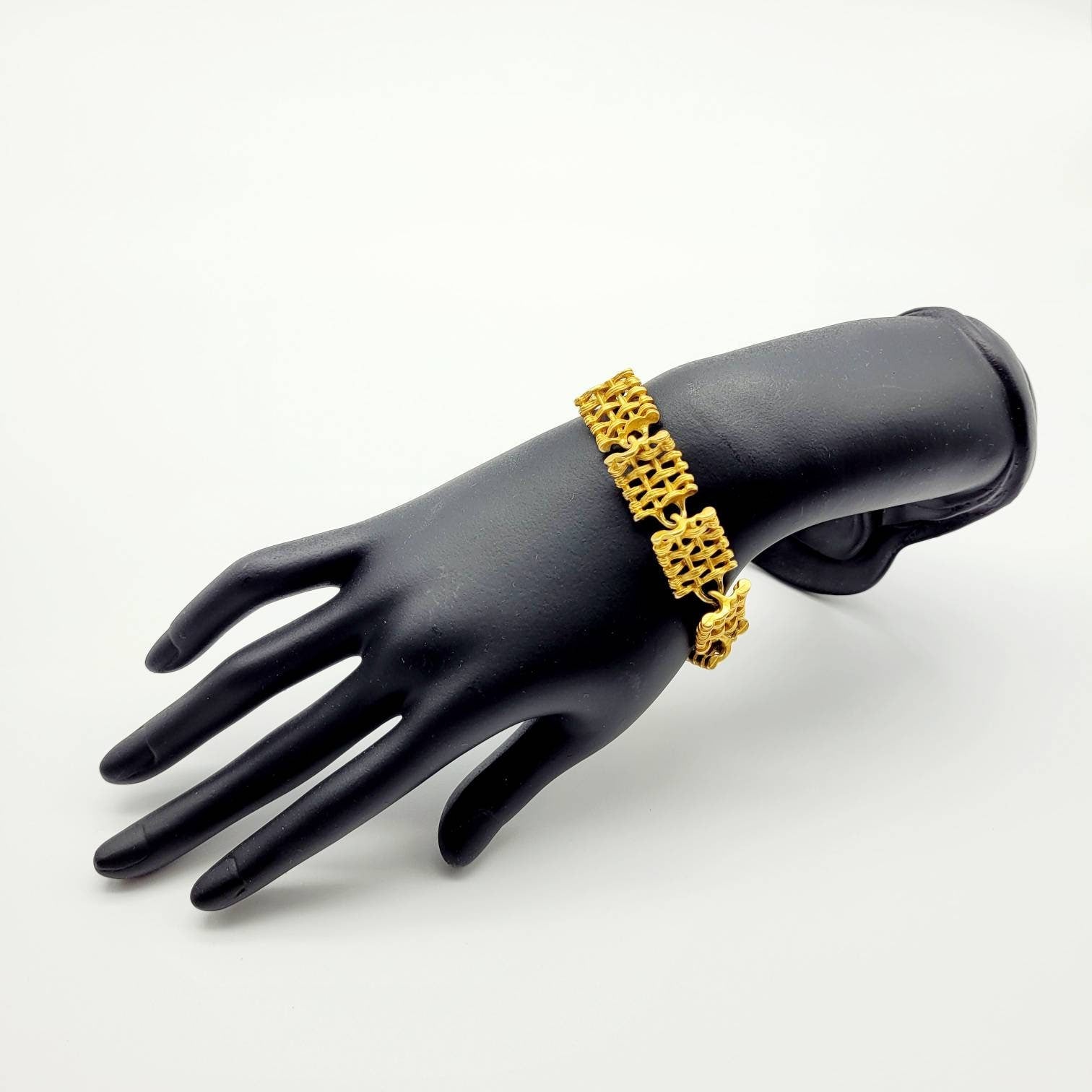 Vintage Anne Klein Bracelet - Secondista
