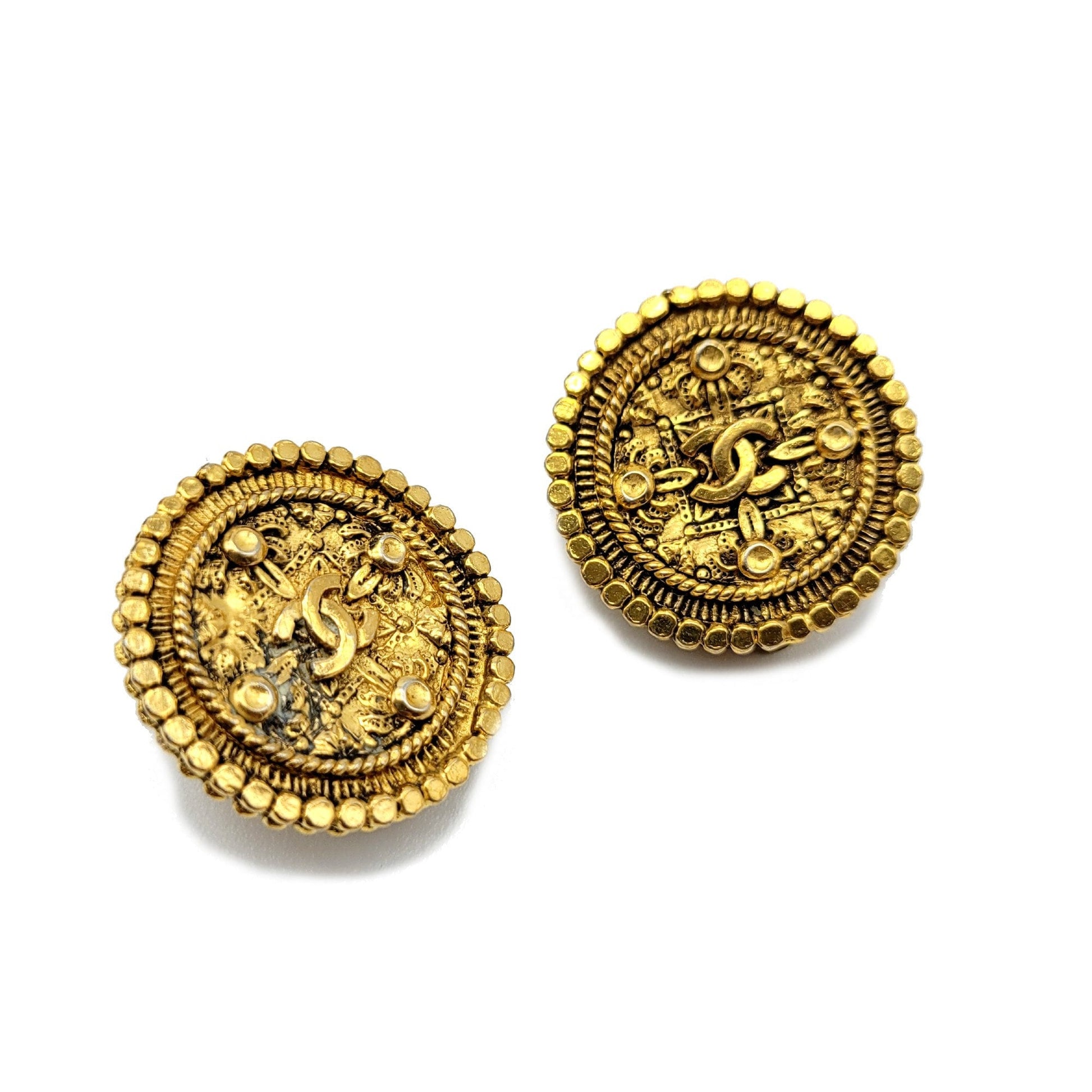 Vintage Chanel Earrings - Secondista