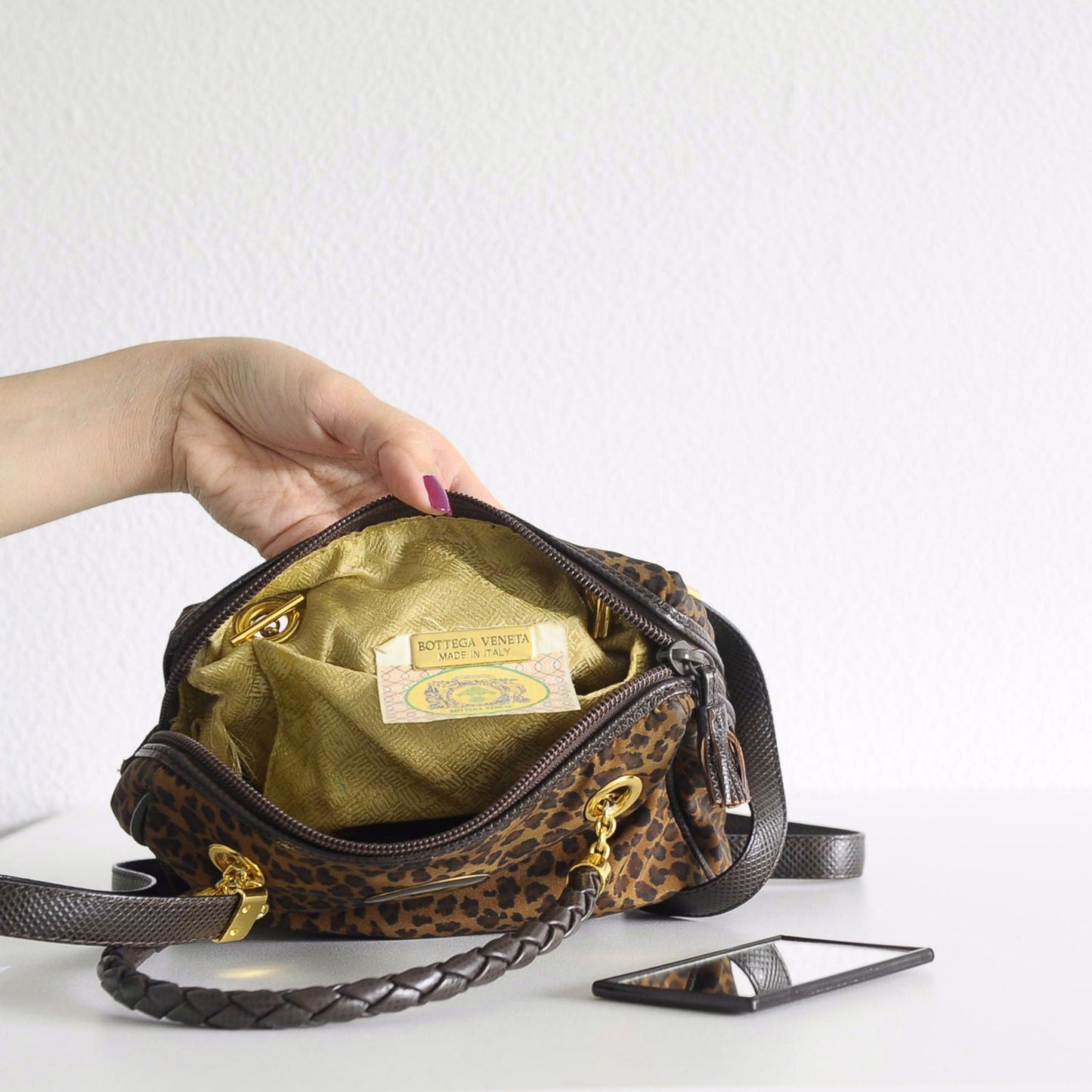 Vintage Bottega Veneta Crossbody Bag - Secondista