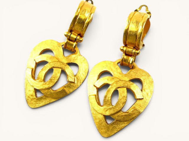 Chanel Pre-owned CC Heart Dangle Earrings