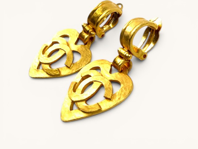Chanel Pre-owned CC Heart Dangle Earrings