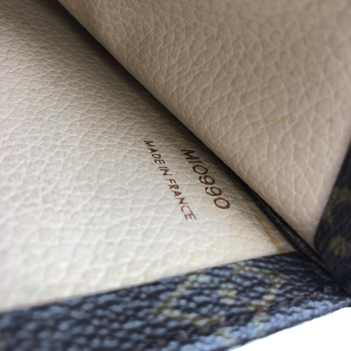 Louis Vuitton Flat bag