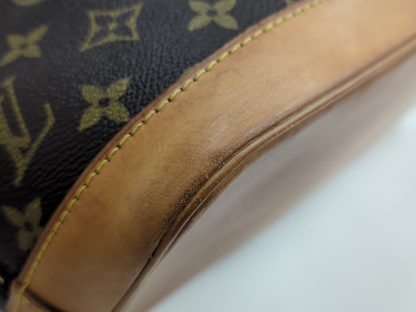 Louis Vuitton Alma PM